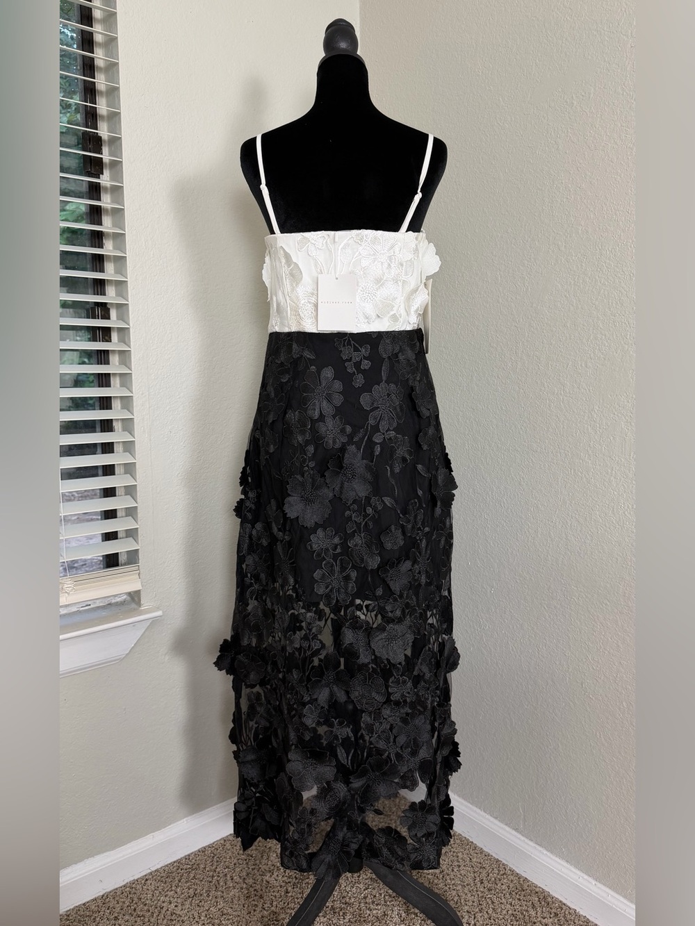 Anthropologie Endless Rose NWT Floral Colorblock Applique Midi Dress M $270 - Picture 6 of 17